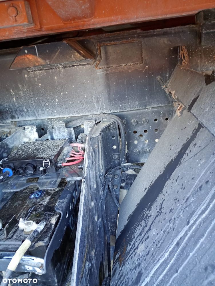 Mercedes-Benz AROCS 4151 - 28