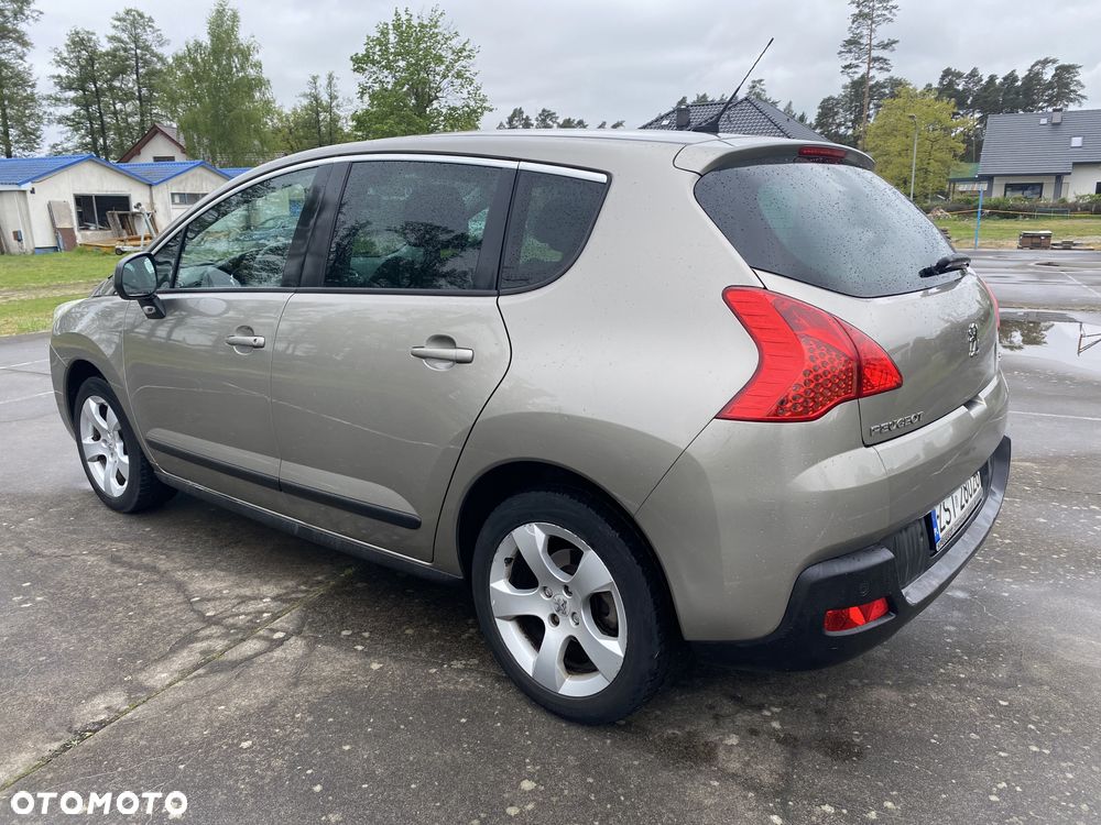 Peugeot 3008 HDi FAP 110 Family - 5