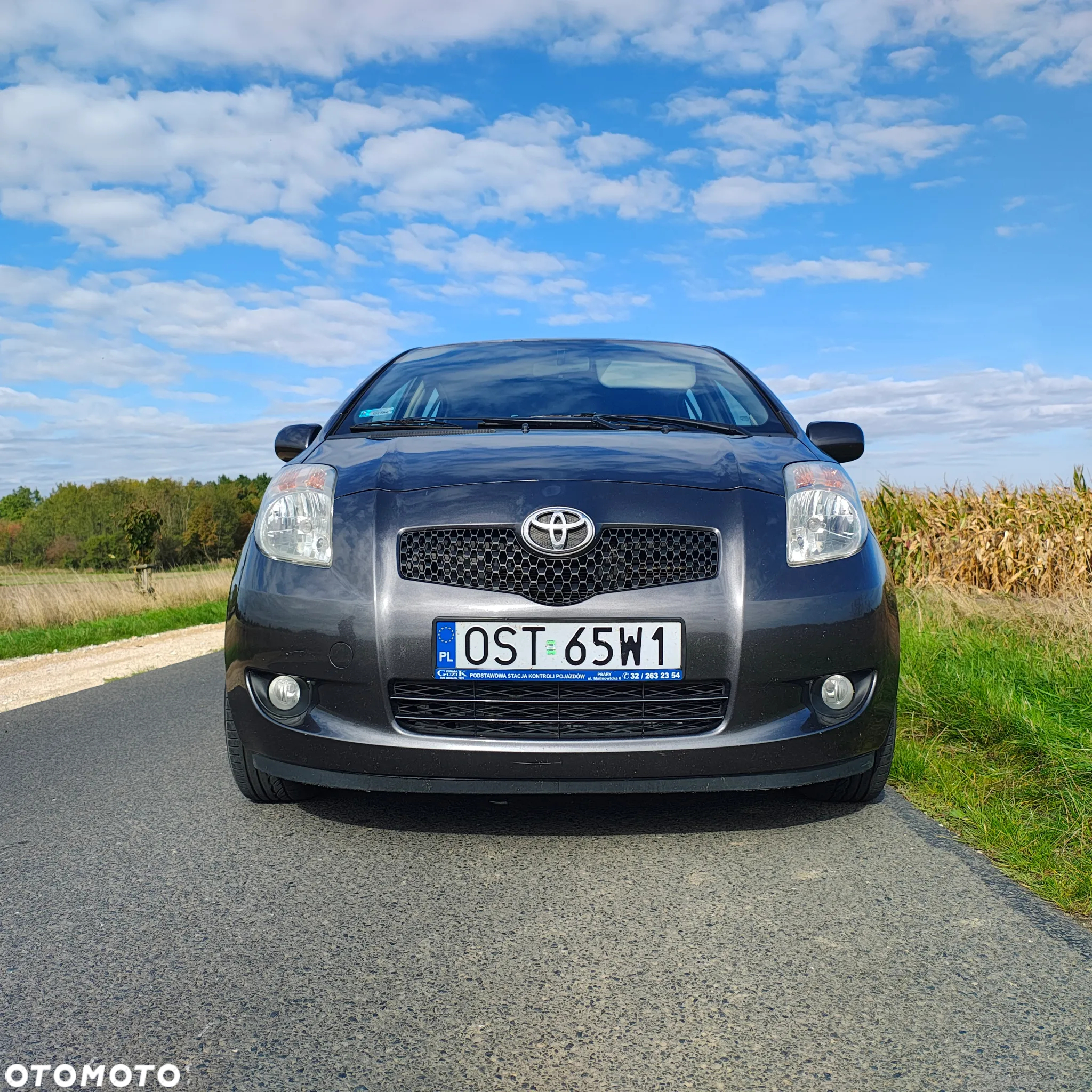 Toyota Yaris 1.3 Luna A/C - 3