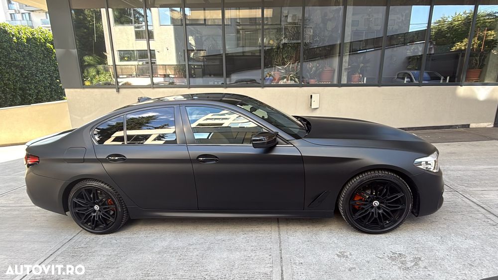 BMW Seria 5 520d AT - 1