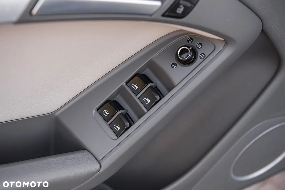 Audi A5 Cabrio 3.2 FSI quattro S tronic - 15