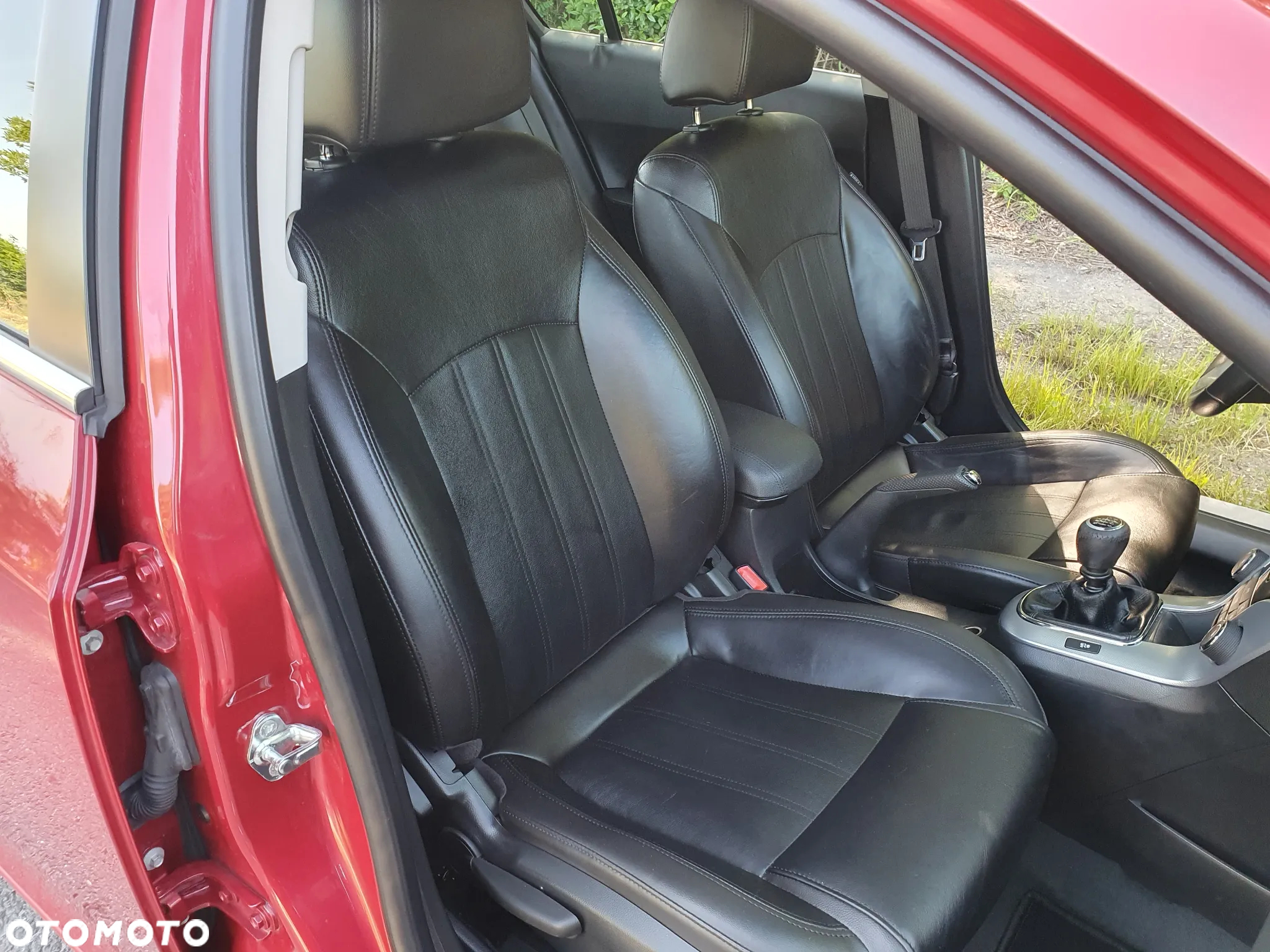 Chevrolet Cruze 2.0 D LT+ - 35