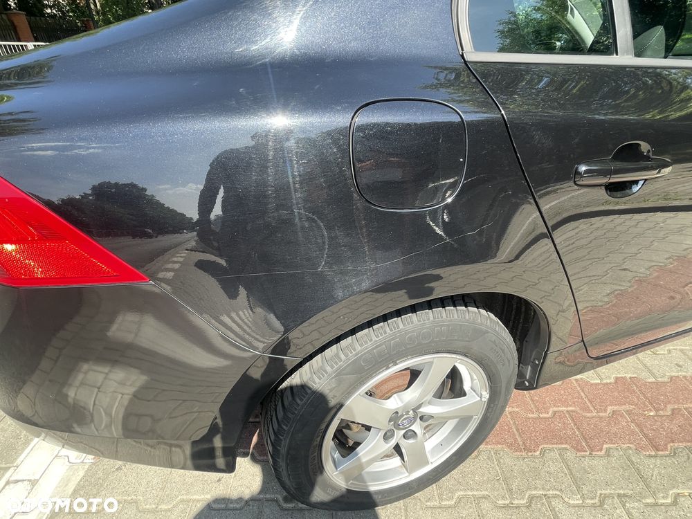 Volvo S60 D2 Momentum - 10