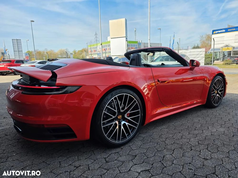 Porsche 911 Carrera 4S PDK - 3