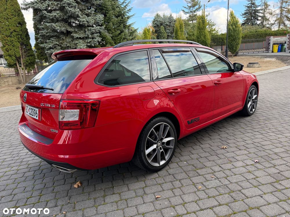 Skoda Octavia 2.0 TDI DPF RS - 9