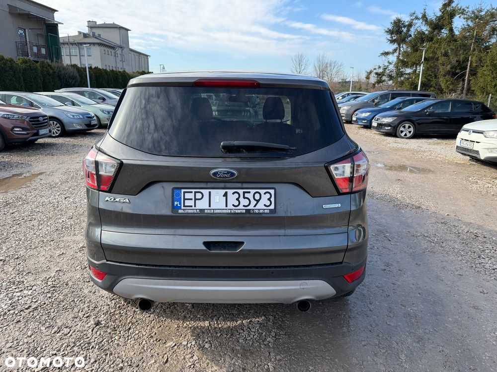 Ford Kuga 1.5 EcoBoost 2x4 Titanium - 5