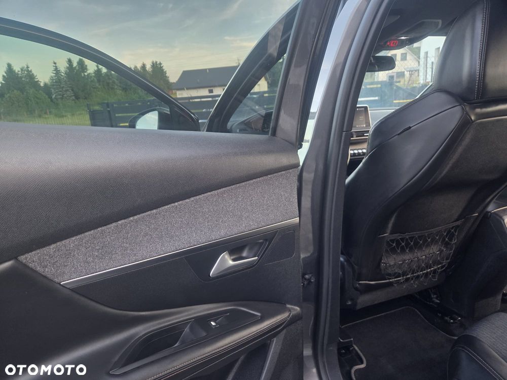 Peugeot 3008 1.6 THP Allure S&S EAT6 - 19