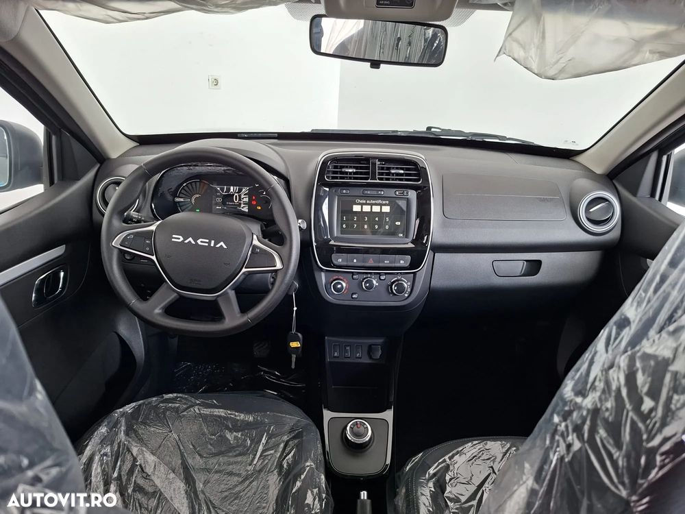 Dacia Spring Expression - 3