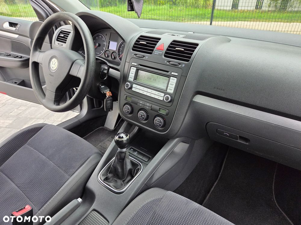 Volkswagen Jetta 2.0 FSI Comfortline - 31