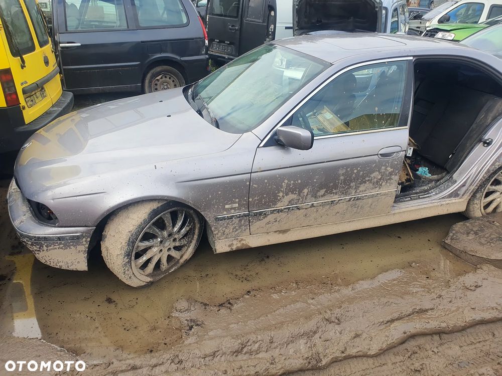 bmw e39 339 maska zderzak lampa grill błotnik drzwi zbiornik paliwa szyba lusterko klamka - 4