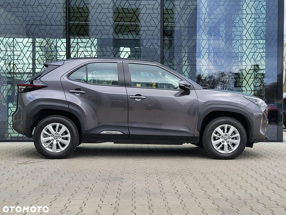 Toyota Yaris Cross Hybrid 1.5 Comfort 4x4 - 4