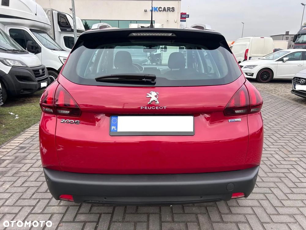 Peugeot 2008 1.2 Pure Tech Style - 3