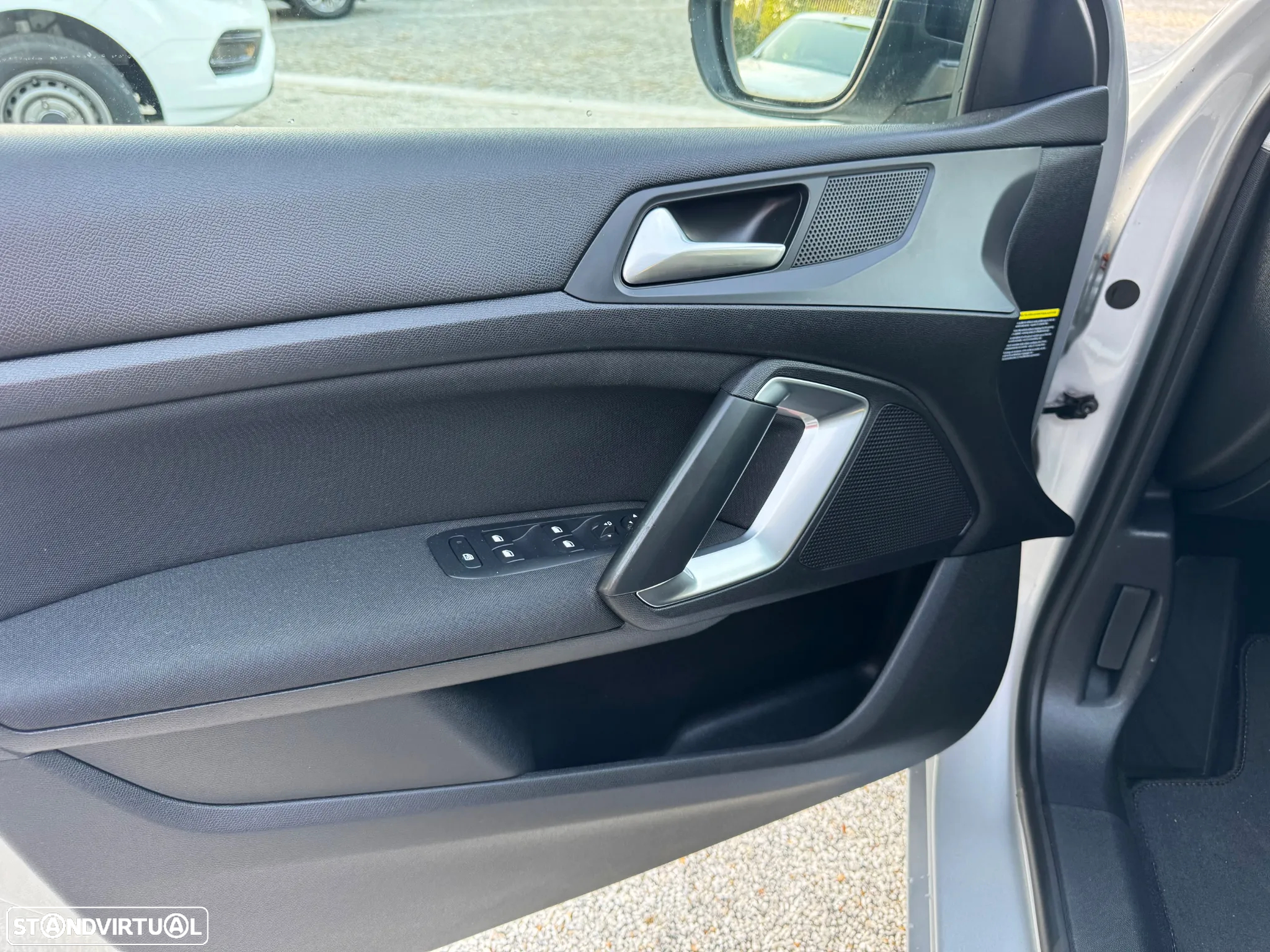 Peugeot 308 SW 1.2 PureTech Allure Full LED - 14