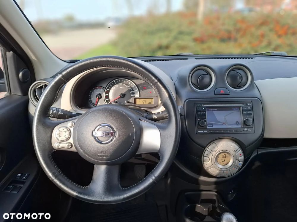 Nissan Micra 1.2 Bild der Frau - 10