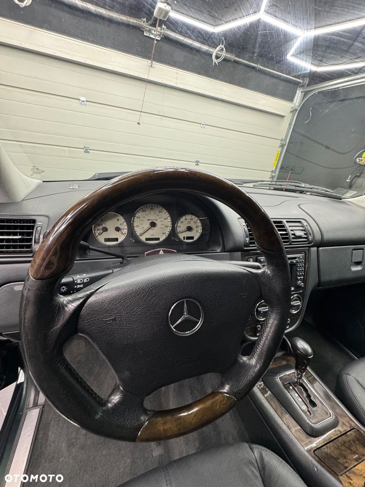 Mercedes-Benz ML 55 AMG - 8