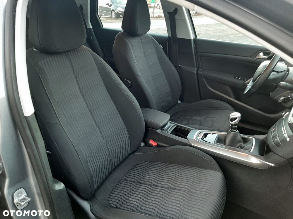 Peugeot 308 BlueHDi FAP 150 Stop&Start Active - 23