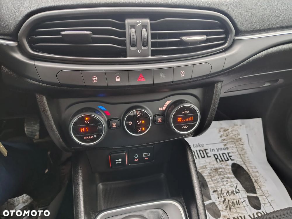 Fiat Tipo 1.6 MultiJet Lounge - 23