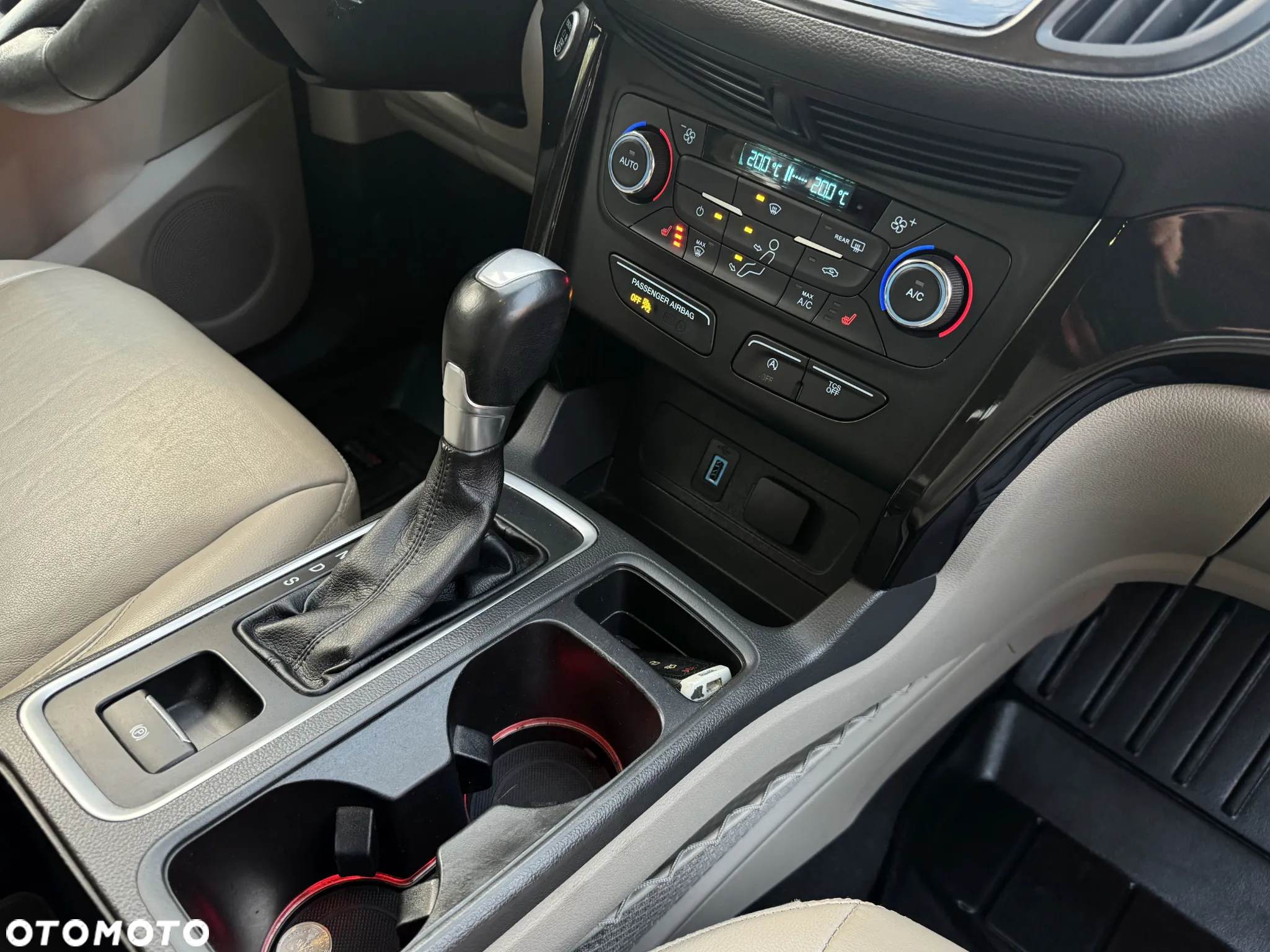 Ford Escape - 7