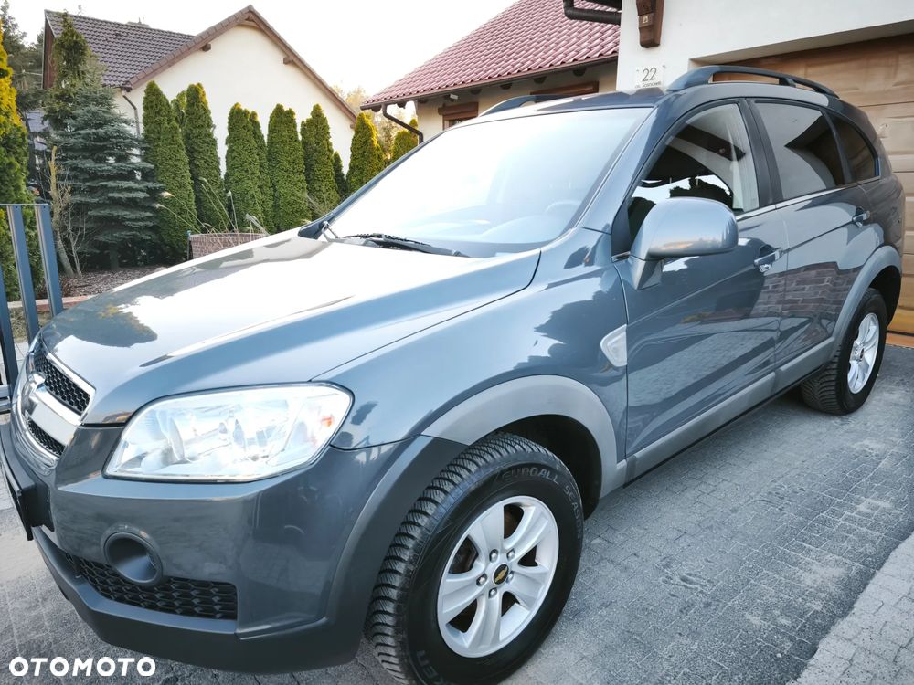 Chevrolet Captiva 2.4 2WD 5 Sitzer LS - 2