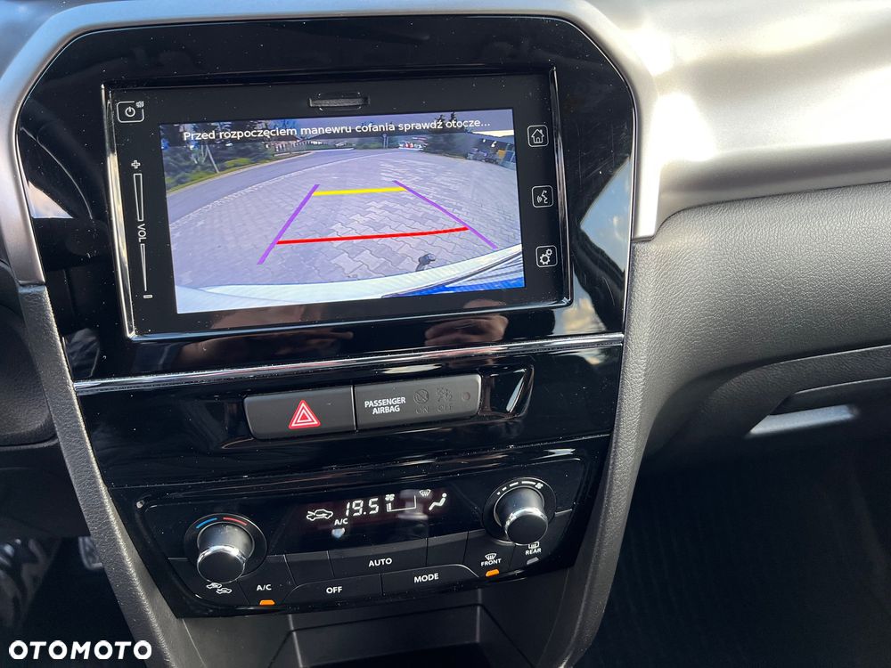 Suzuki Vitara 1.4 Boosterjet Hybrid Comfort+ - 12