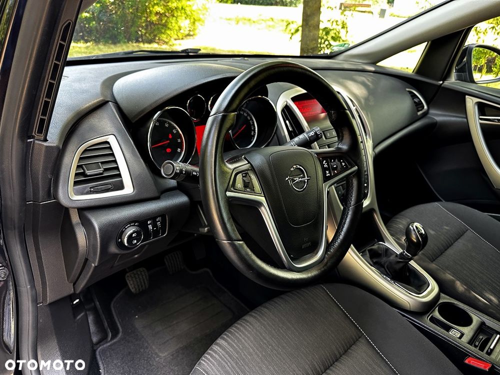 Opel Astra 1.4 Turbo Design Edition - 20