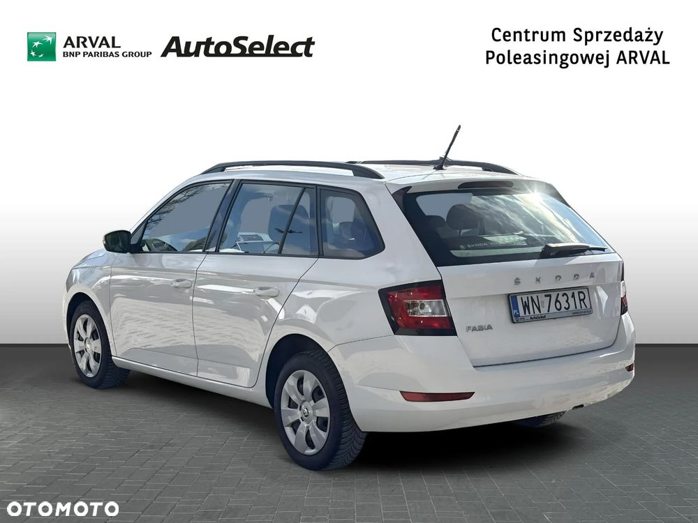 Skoda Fabia 1.0 Ambition - 4