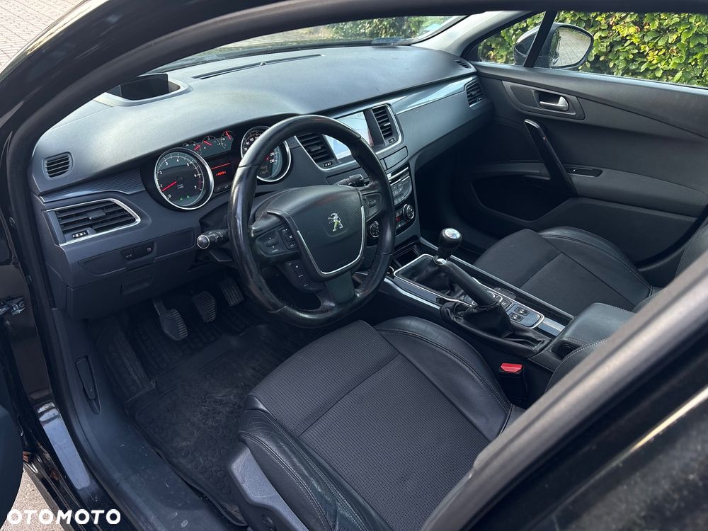 Peugeot 508 1.6 T Allure - 18