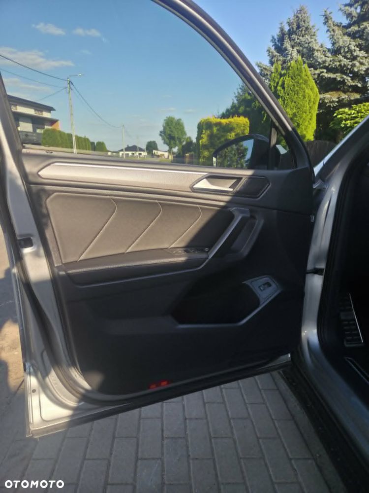 Volkswagen Tiguan - 26