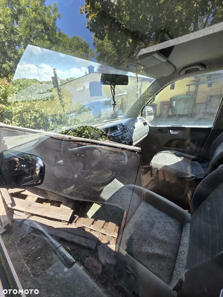 Volkswagen Transporter - 7