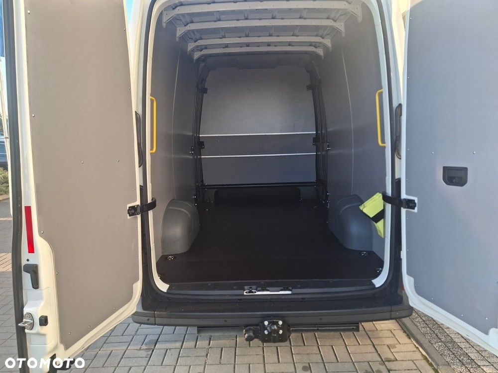 Volkswagen Crafter - 31