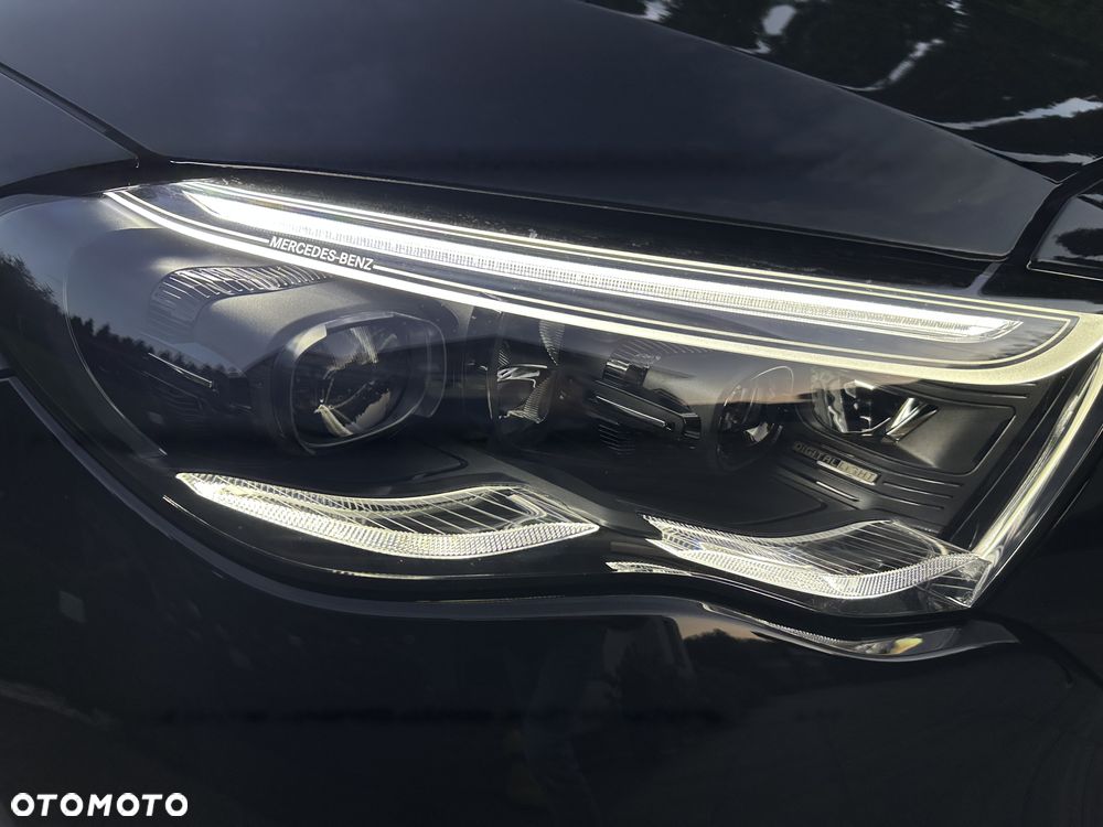 Mercedes-Benz Klasa E 220 d 4-Matic AMG - 36