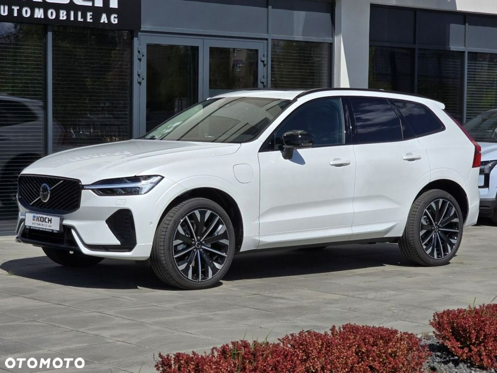 Volvo XC 60 T8 Plug-In Hybrid AWD Ultra Dark - 1