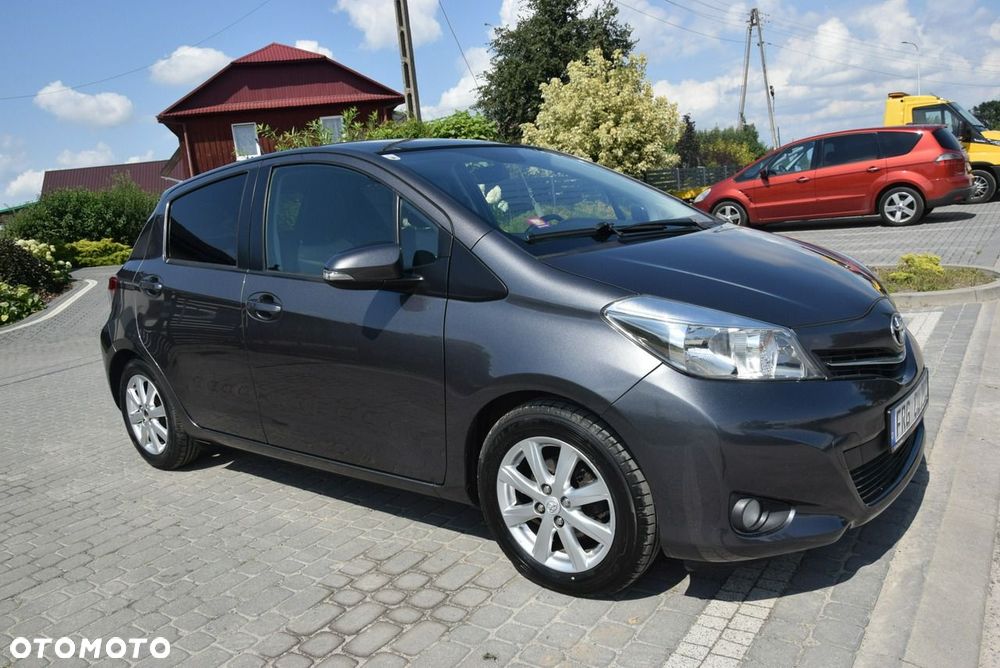 Toyota Yaris 1.33 Prestige - 8