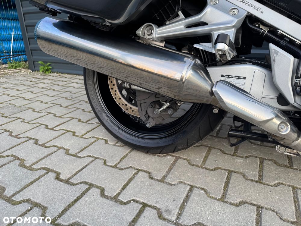 Yamaha FJR - 21