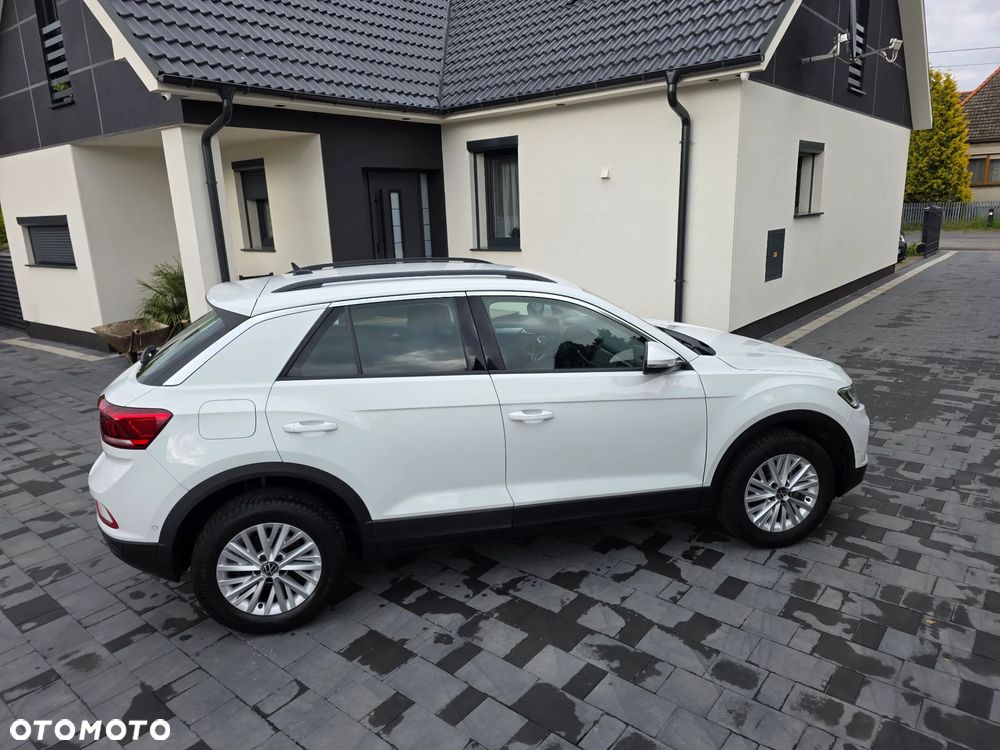 Volkswagen T-Roc - 10