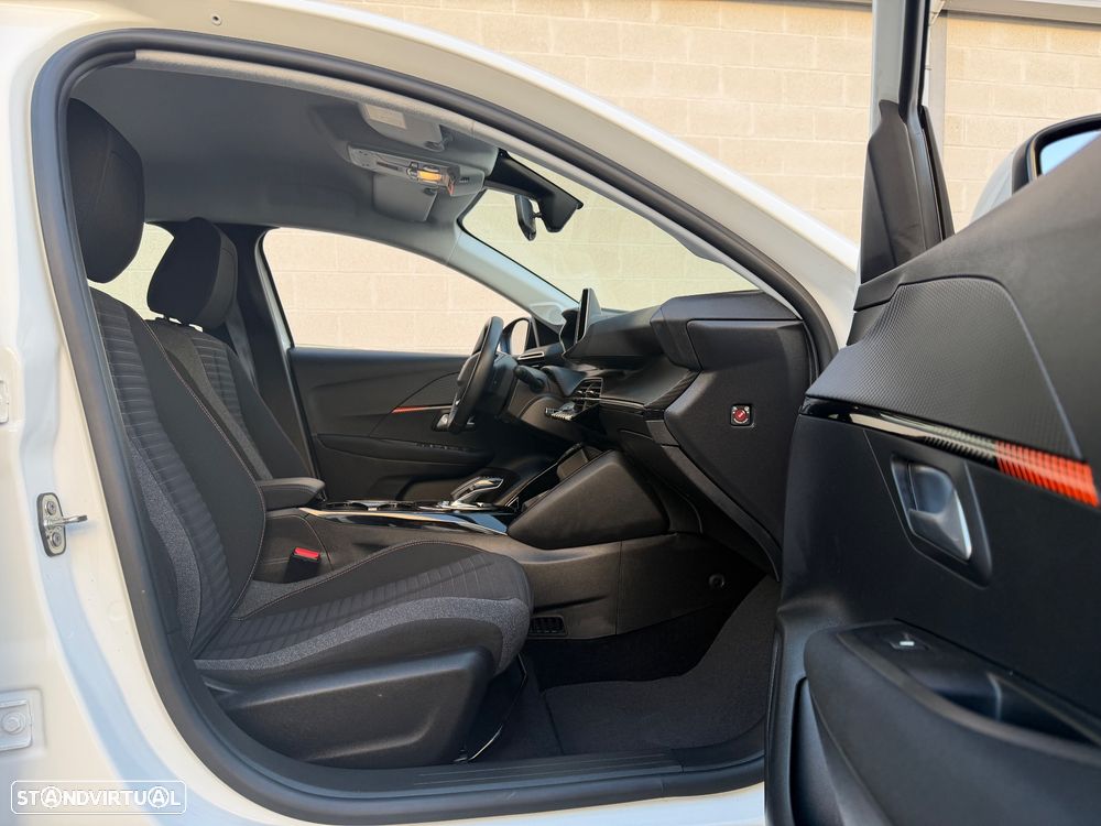 Peugeot e-208 Active Pack - 22