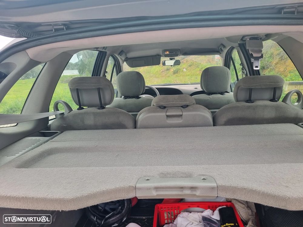 Renault Scénic - 16