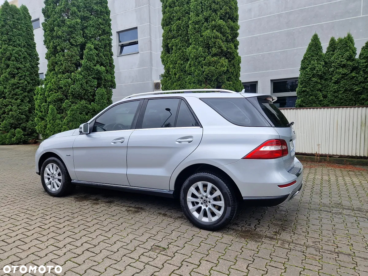 Mercedes-Benz ML 250 BlueTec 4-Matic - 5