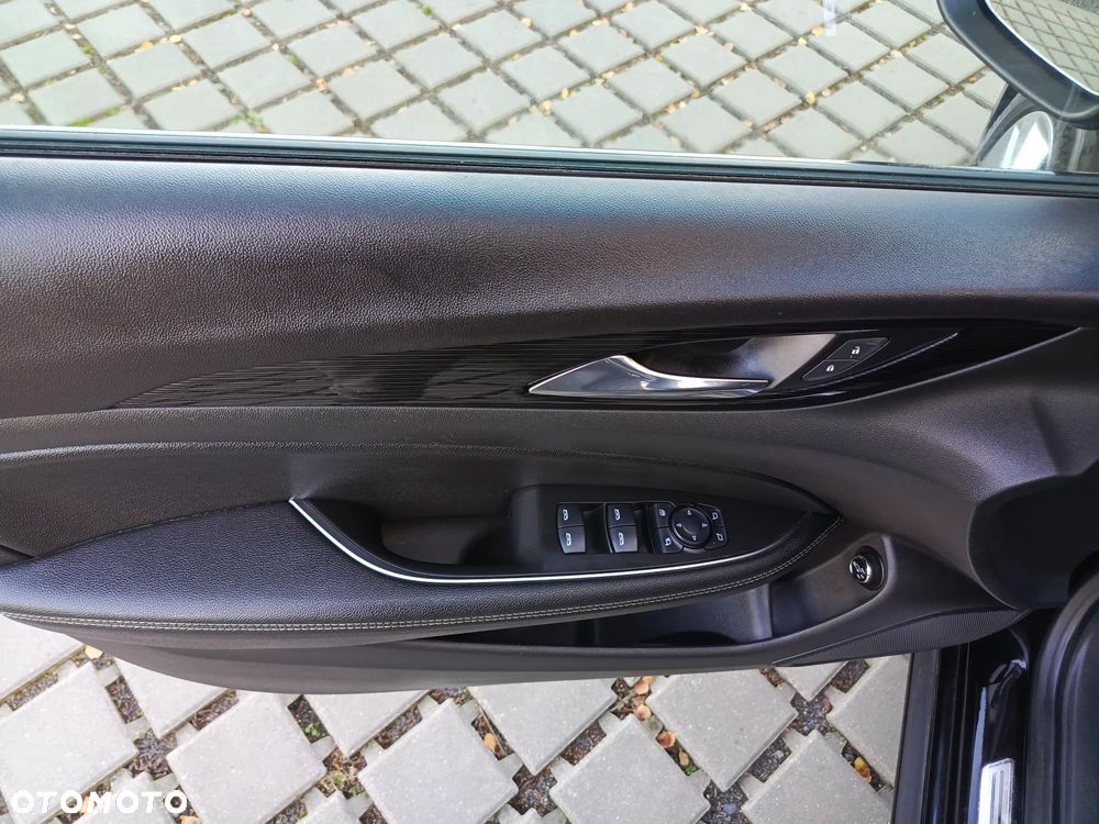 Opel Insignia 2.0 Business Innovation - 26