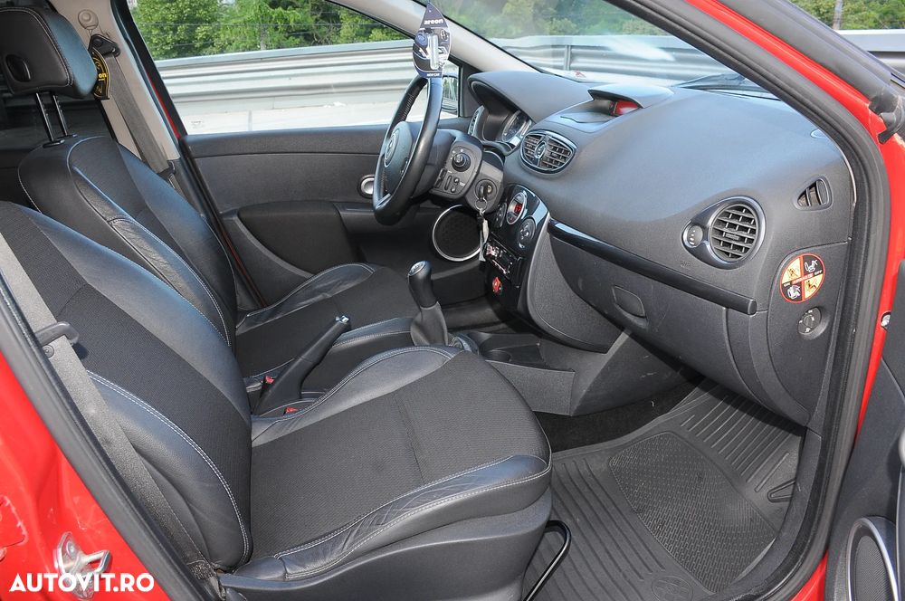 Renault Clio III 1.4 Dynamique - 16