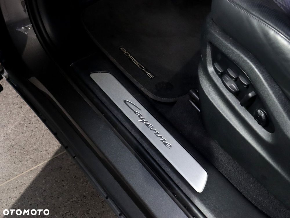 Porsche Cayenne E-Hybrid PHEV - 30