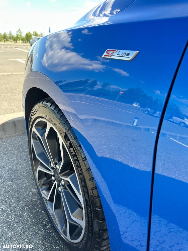 Ford Focus 1.5 EcoBoost ST-Line - 28