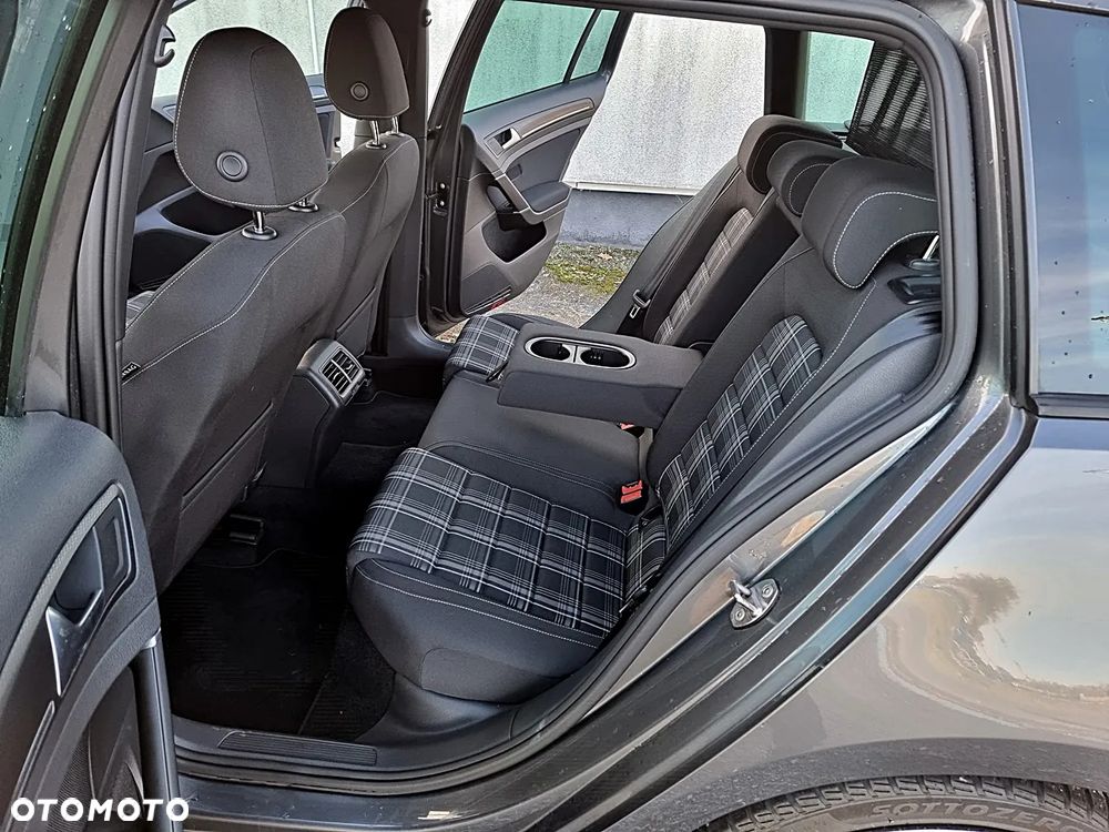 Volkswagen Golf GTD (BlueMotion Technology) - 23