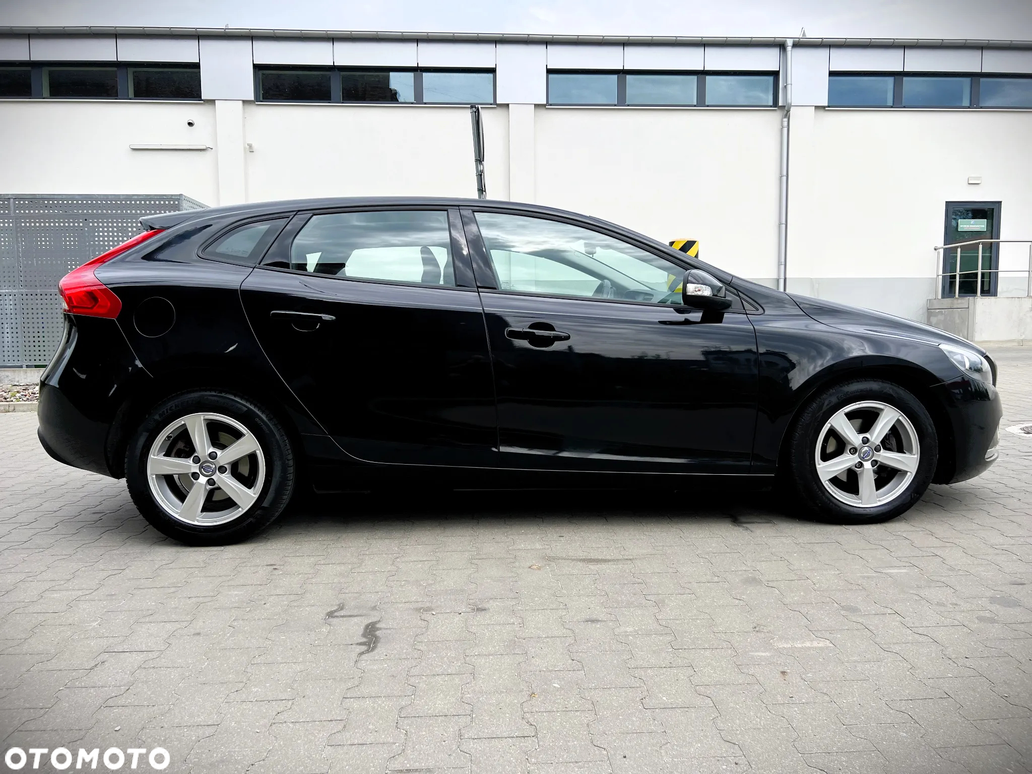 Volvo V40 D2 - 7