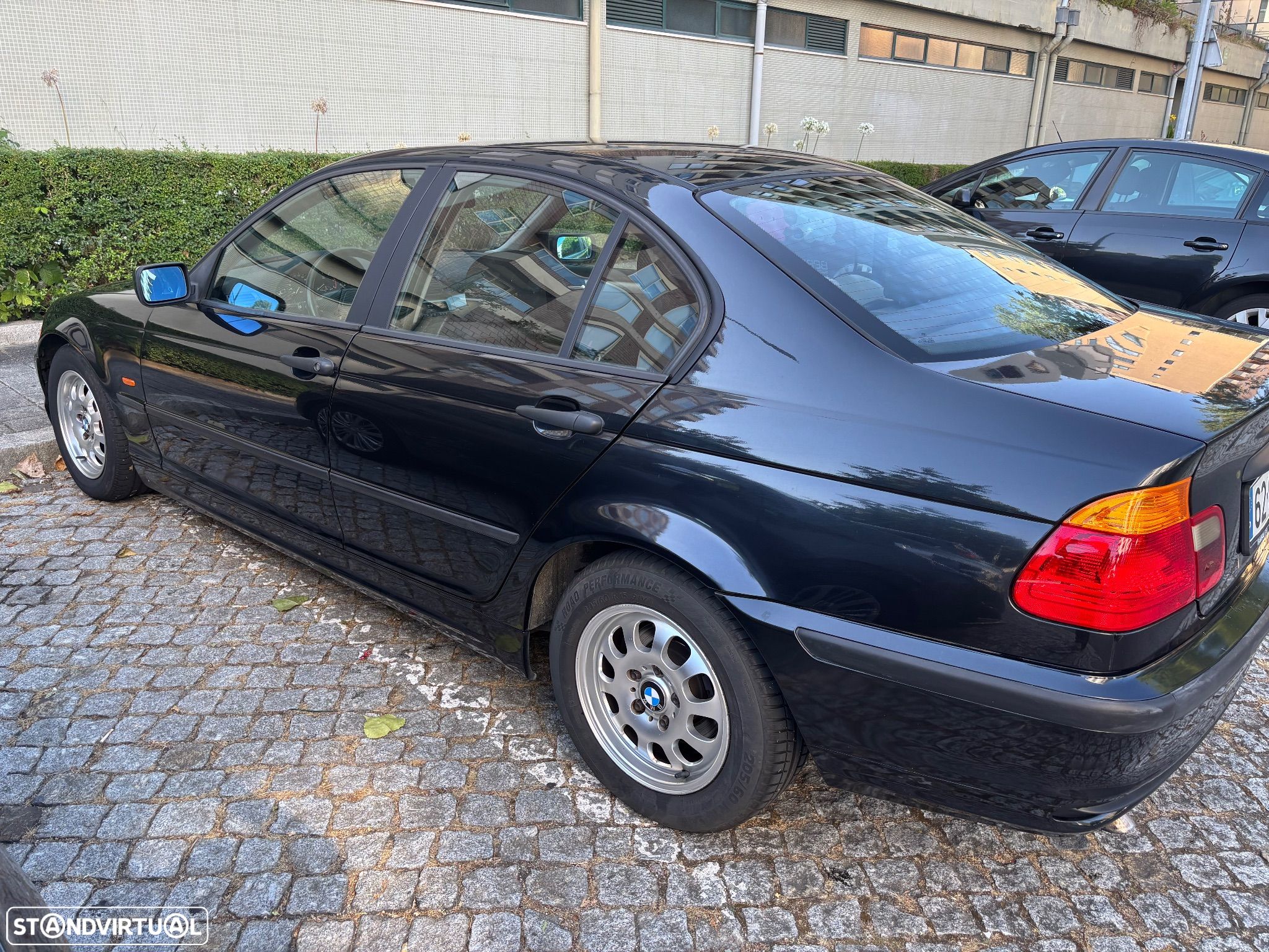 BMW 320 d - 1
