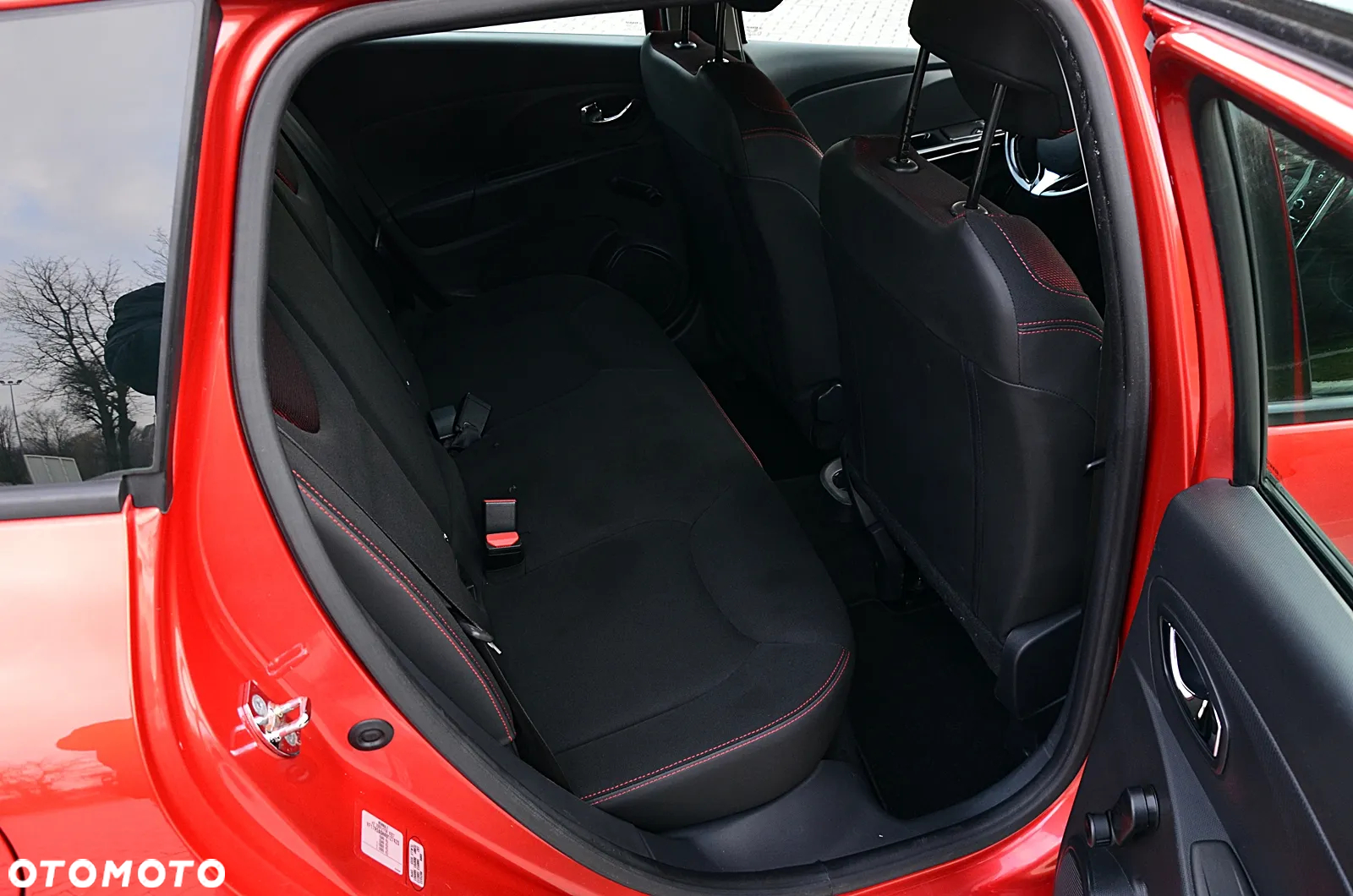 Renault Clio - 24
