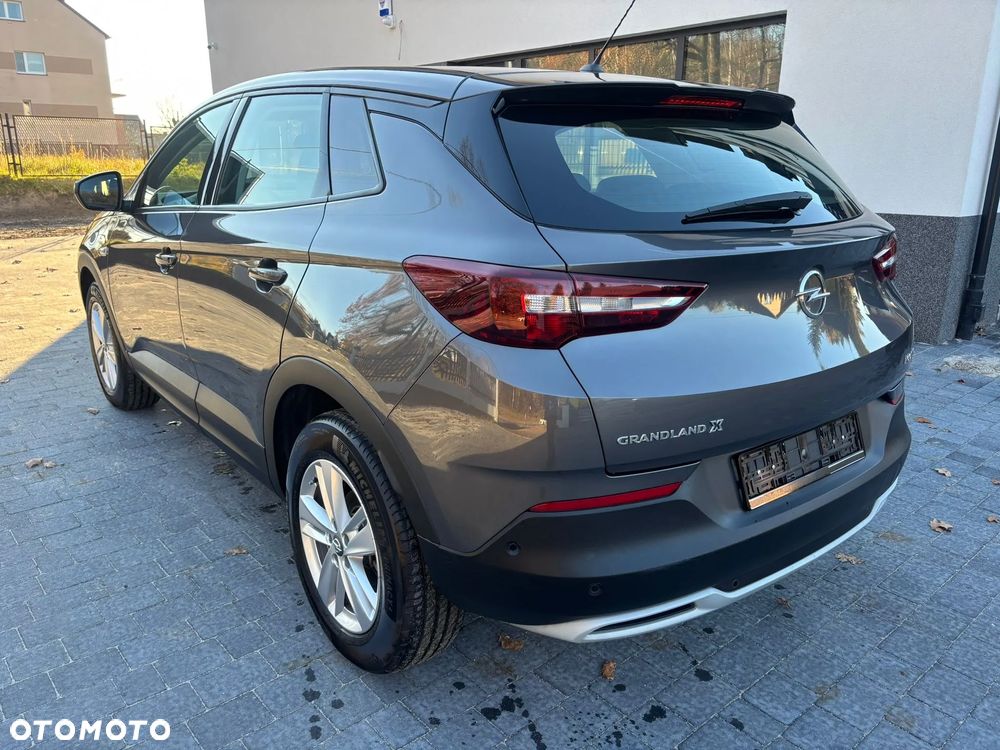 Opel Grandland X 1.2 Start/Stop Business Elegance - 8