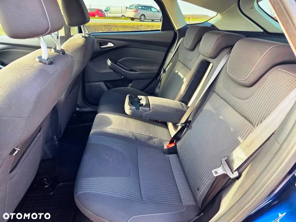 Ford Focus 1.6 Titanium - 25