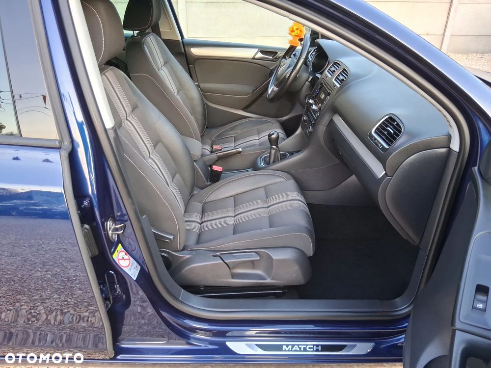 Volkswagen Golf 2.0 TDI DPF MATCH - 7