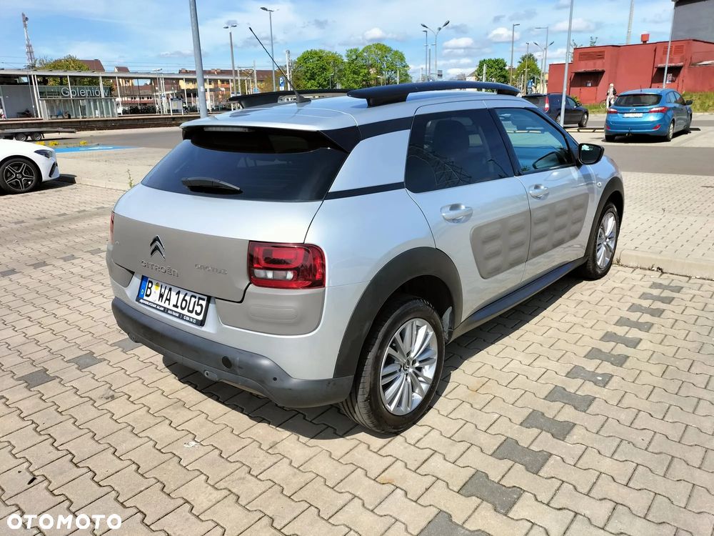 Citroën C4 Cactus 1.2 PureTech Feel Edition S&S - 6